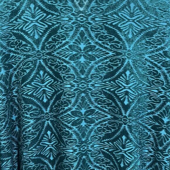 Cato Velvet Burnout Tunic Medallion Print Green Size Large Flowy Fairy Holiday - Picture 3 of 11